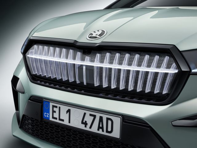 LEDs sorgen für einen markanten Kristalleffekt - Bild 1