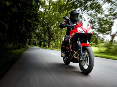 Die Moto Morini X-Cape 650 gibt es ab 7599 Euro