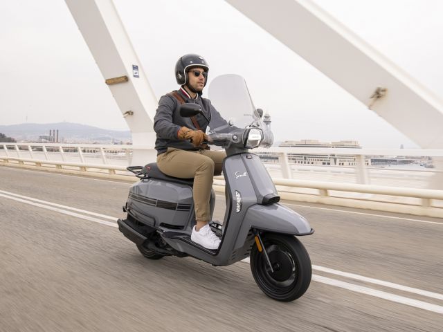 Leichtkraftroller sind begehrt - Bild 1