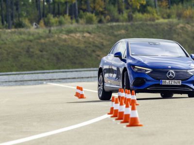 Mercedes Benz-Sicherheitsentwicklung: Vom Elchtest zur Vision Zero 