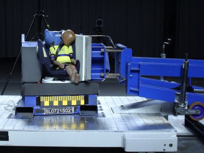 ADAC testet Kindersitze: Überwiegend empfehlenswert