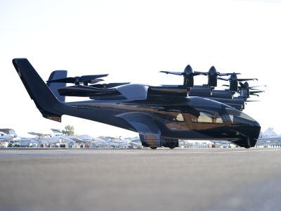 Stellantis geht unter die Flugzeugbauer