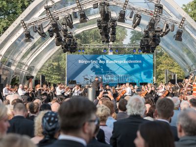 Skoda feiert mit dem Bundespräsidenten