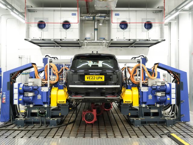 JLR eröffnet Future Energy Lab - Bild 1