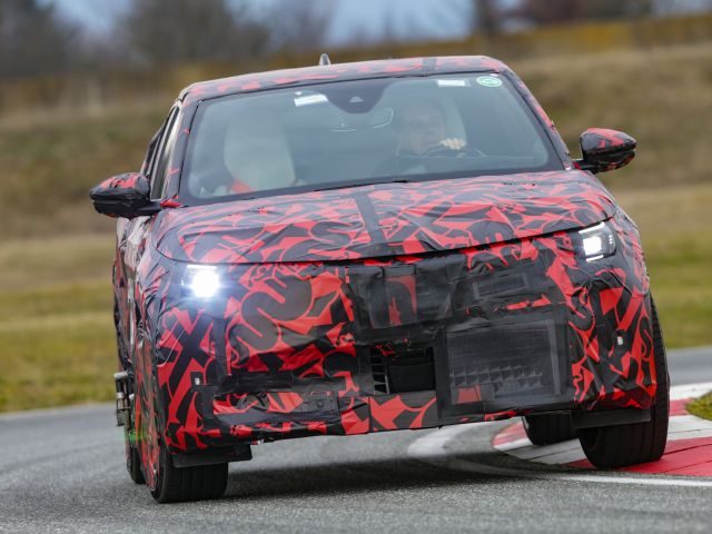 Alfa Romeo interpretiert den Begriff SUV neu - Bild 1