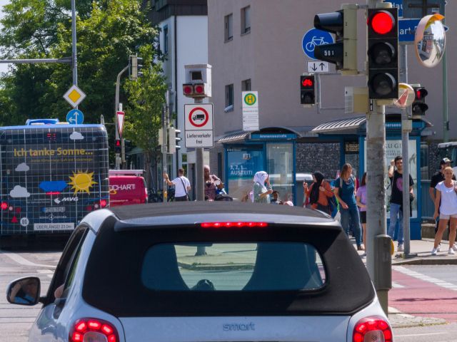 Autofahrer sind mit Verkehrssituation in der Stadt am unzufriedensten - Bild 1