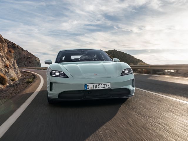 Porsche Taycan kann jetzt alles noch besser - Bild 1