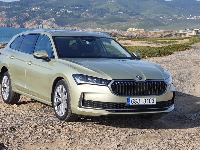 Skoda Superb Combi: König der Kombis - Bild 1