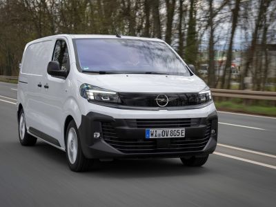 Stellantis baut Marktführerschaft bei leichten Nutzfahrzeugen deutlich aus