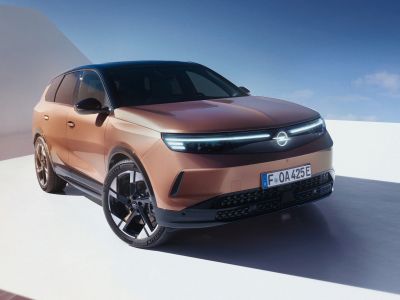 Opel Grandland Electric fährt bis zu 700 Kilometer emissionsfrei