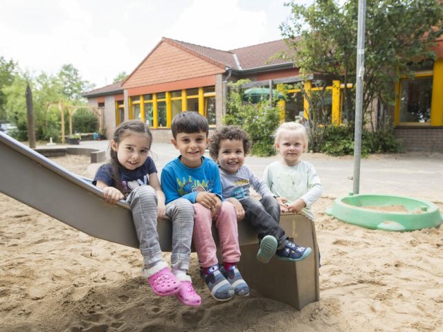 Mazda unterstützt SOS-Kinderdorf - Bild 1