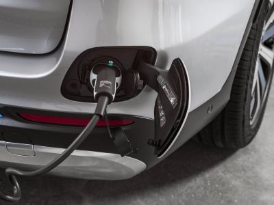 Habeck will Plug in-Hybrid-Förderung ab Jahresende streichen