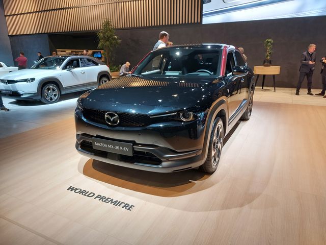 Vorstellung Mazda MX-30 e-Skyactiv R-EV: Der Wankel  ist wieder da - Bild 1