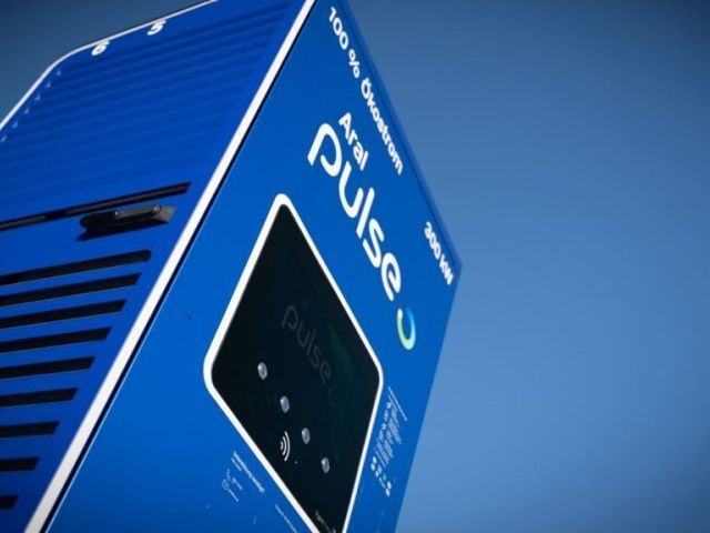 In der Pflicht-Fahrerpause Strom für 200 km tanken - Bild 1