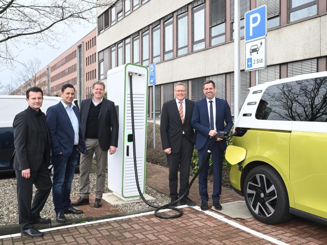 450 Ladepunkte bei Volkswagen Nutzfahrzeuge in Hannover - Bild 1