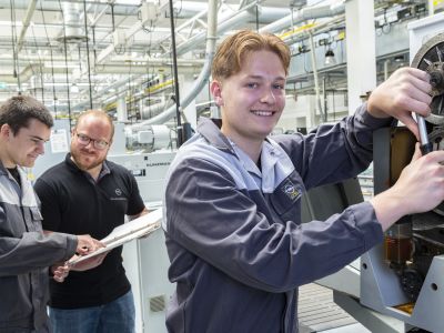 Opel übernimmt alle Auszubildenen