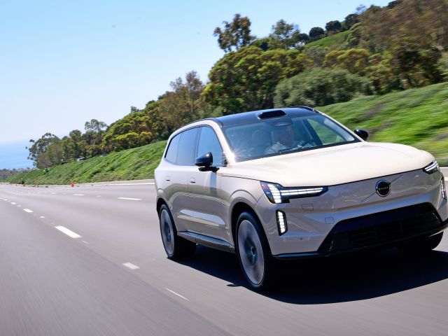Fahrbericht Volvo EX90: Sanfter Riese - Bild 1