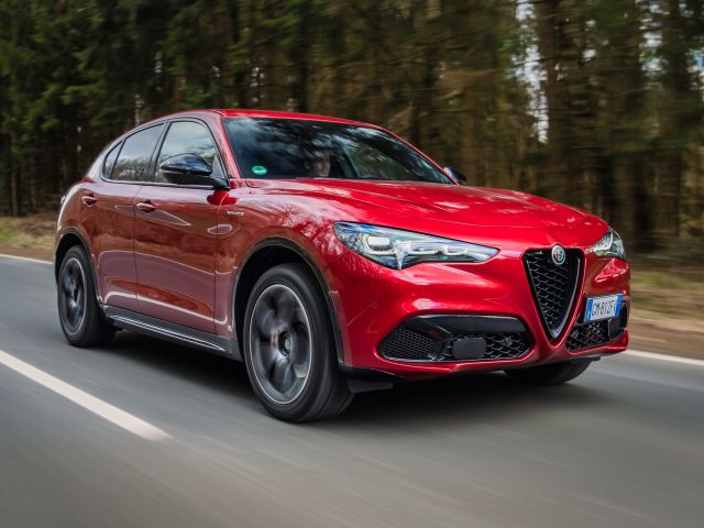 Alfa Romeo schiebt sich einen Platz nach vorn - Bild 1