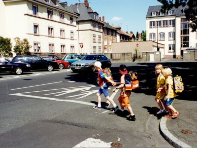 Ratgeber: Mit Erstklässlern den Schulweg üben