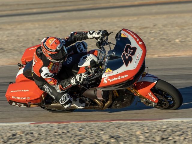 Harleys Bagger bekommen eine eigene Rennserie - Bild 1