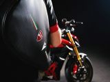 Ducati goes Macron - Bild 3