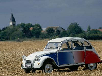 Im Rückspiegel: Citroën lässt die Ente krähen