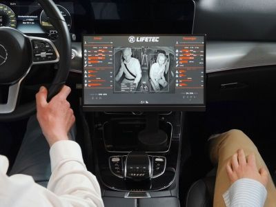 ZF führt Insassenerkennung und Insassenschutz zusammen