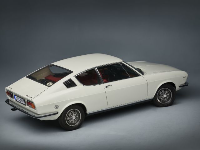  Emotion und Tradition beleben die Gegenwart - Bild 1