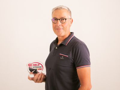 „Held der Straße“ stoppt führerlosen Bus