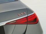 Der Mercedes-AMG S 63 legt die Latte ein Stück höher - Bild 35