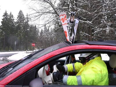 Ratgeber: Sicher in den Skiurlaub