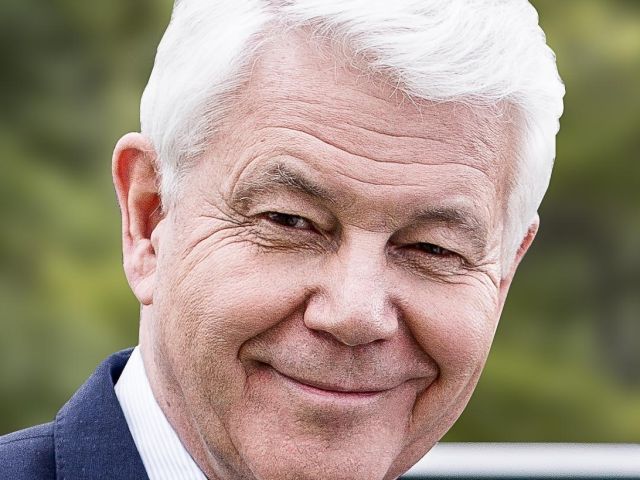 Werner H. Frey zieht sich aus Geschäftsführung zurück - Bild 1