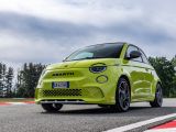 Der Abarth 500e tickt am Handgelenk - Bild 3