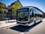 MAN zeigt ersten vollelektrischen Reisebus - Bild 4