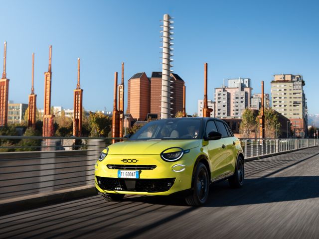 Fiat 600 mit sportlichem Anstrich - Bild 1