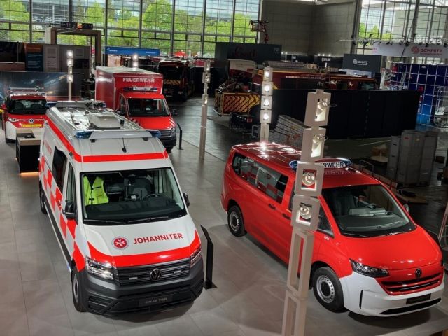 VW mit fünf Fahrzeugen auf der Interschutz - Bild 1