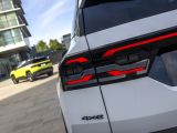 Der Jeep Compass 4xe Elektro krönt die Baureihe - Bild 10
