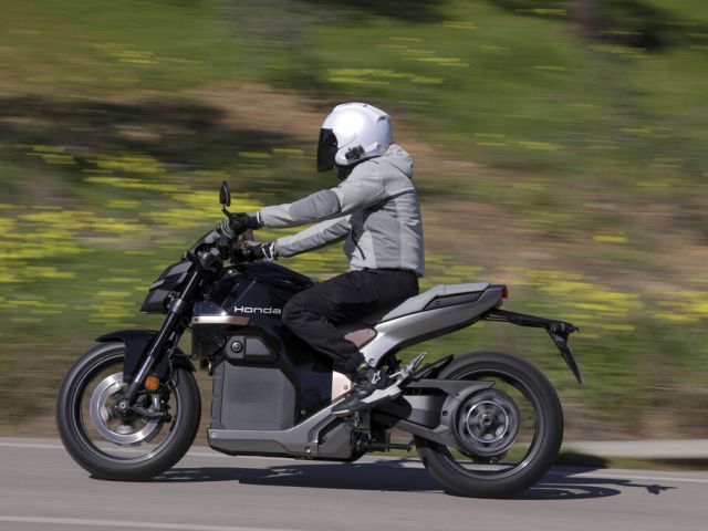 Motorräder weiter auf der Überholspur - Bild 1