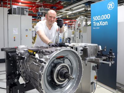 Der Jubilar spart bis zu acht Prozent Kraftstoff