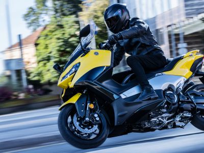 Motorroller legen weiter kräftig zu