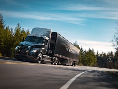 Der Freightliner e-Cascadia geht dieses Jahr in Serie