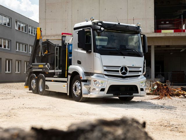 ZF entwickelt elektrischen Nebenabtrieb für E-Lkw - Bild 1