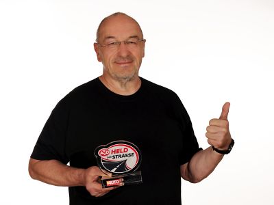 Held der Straße: Nur einer hilft