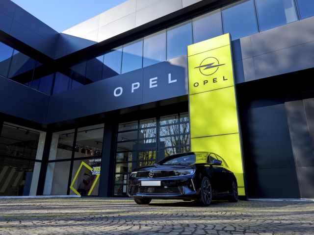 Opel-Autohäuser bekommen neue Corporate Identity - Bild 1
