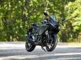 Yamaha kleidet die R3 neu ein - Bild 3