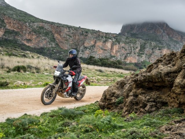 Fahrbericht Yamaha Ténéré 700 World Raid: Allein auf weiter Flur - Bild 1