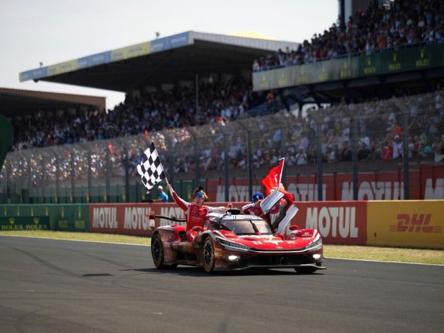 Toyota gewinnt Le Mans - Bild 1