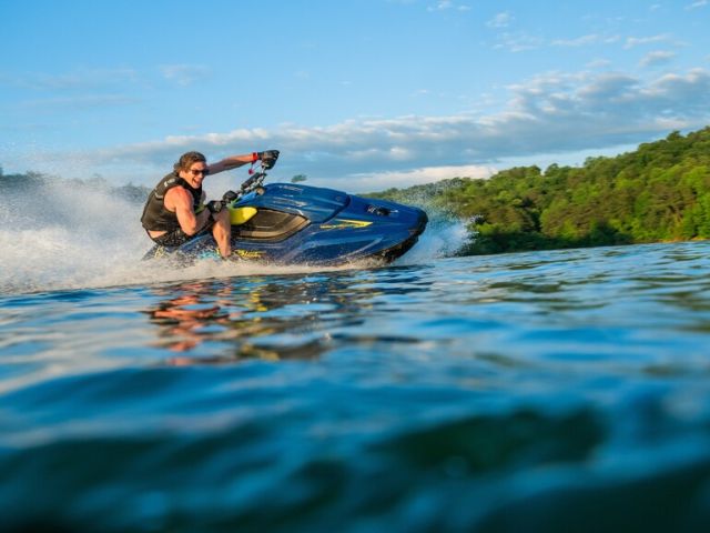 Mal klein, mal groß: Yamaha lässt zwei neue WaveRunner zu Wasser - Bild 1