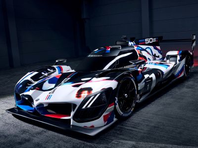 Prototyp ist klar als BMW M Fahrzeug zu erkennen