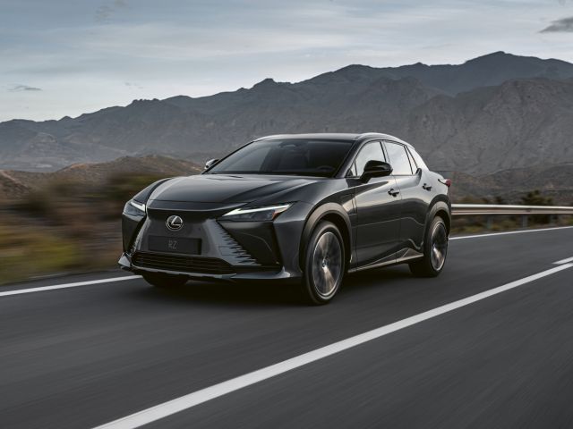Lexus RZ 450e kann bestellt werden - Bild 1